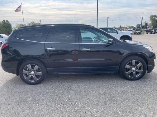 2017 Chevrolet Traverse 2LT