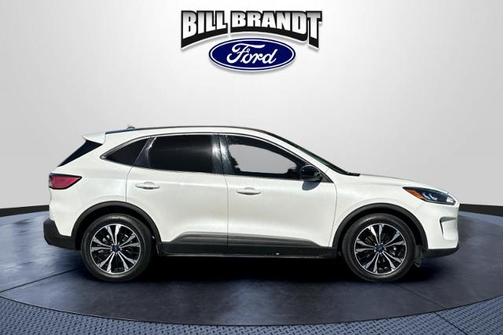 STAR WHITE METALLIC TRI-COA 2021 Ford Escape SE