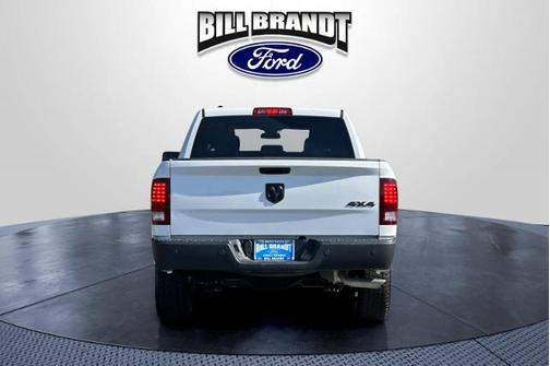Bright White Clearcoat 2024 RAM 1500 Classic SLT