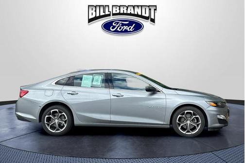 Sterling Gray Metallic 2024 Chevrolet Malibu LT W/1LT