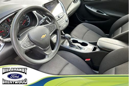 Sterling Gray Metallic 2024 Chevrolet Malibu LT W/1LT