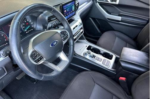 STONE BLUE METALLIC 2022 Ford Explorer XLT