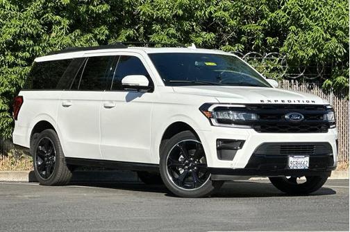STAR WHITE MET TRI-COAT 2023 Ford Expedition LIMITED