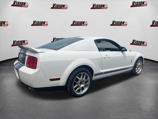 2009 Ford Shelby GT500 Base