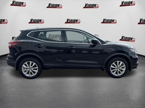 2022 Nissan Rogue Sport S