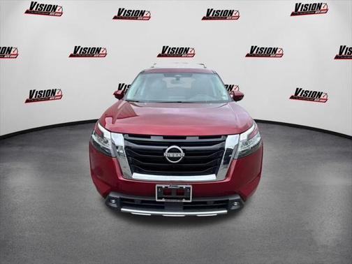 2022 Nissan Pathfinder SL 4WD