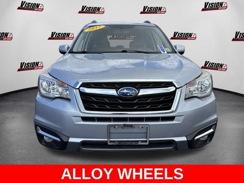Ice Silver Metallic 2017 Subaru Forester 2.5i Limited