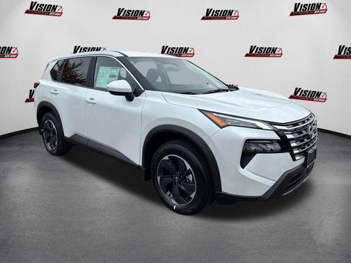 Everest White Pearl Tricoat 2026 Nissan Rogue SV