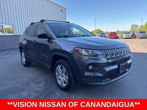 Granite Crystal Metallic Clearcoat 2022 Jeep Compass Latitude