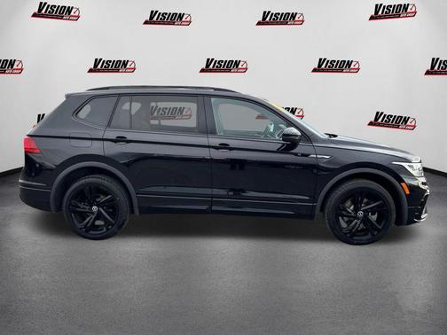 2023 Volkswagen Tiguan 2.0T SE R-Line Black 4MOTION