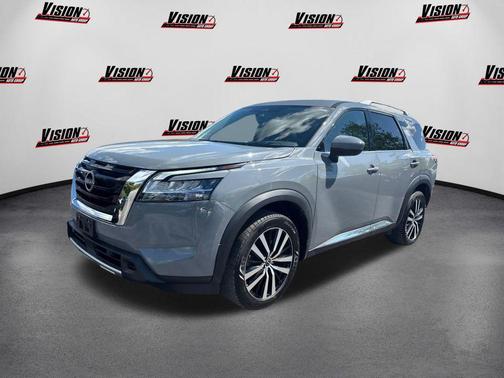 2023 Nissan Pathfinder Platinum 4WD