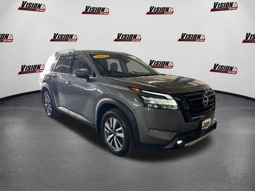 Gun Metallic 2023 Nissan Pathfinder SL 4WD