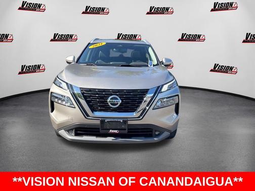 Champagne Silver Metallic 2021 Nissan Rogue SL