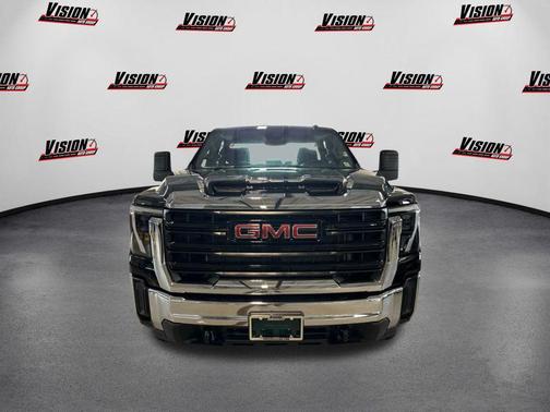 2025 GMC Sierra 2500 Base