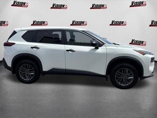 2022 Nissan Rogue S