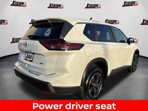 Everest White Pearl Tricoat 2026 Nissan Rogue SV