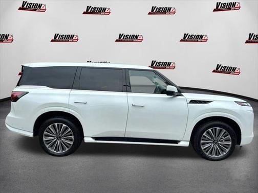 2025 INFINITI QX80 SENSORY AWD