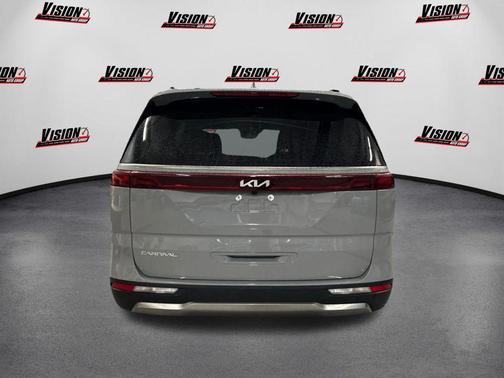 2024 Kia Carnival SX