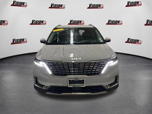 2024 Kia Carnival SX