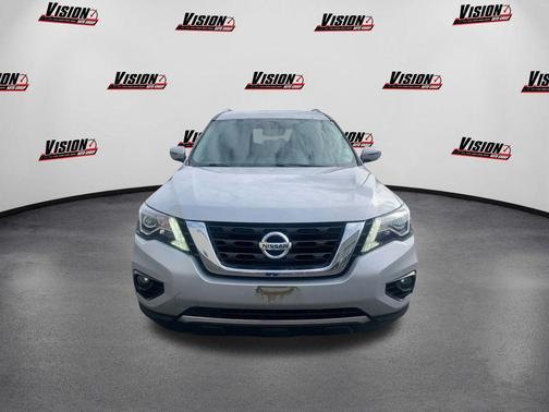 2018 Nissan Pathfinder SV