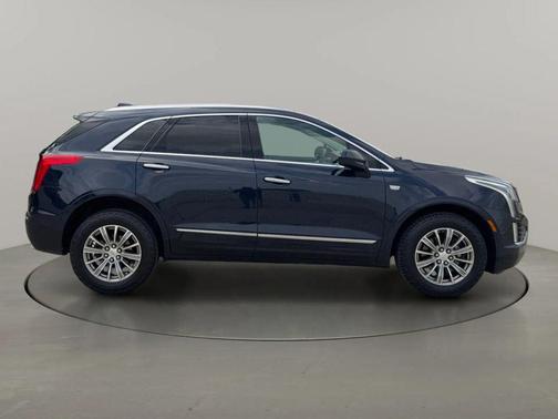 Dark Adriatic Blue Metallic 2017 Cadillac XT5 Luxury