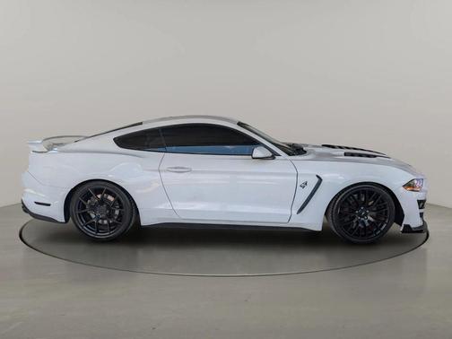 Oxford White 2018 Ford Mustang GT