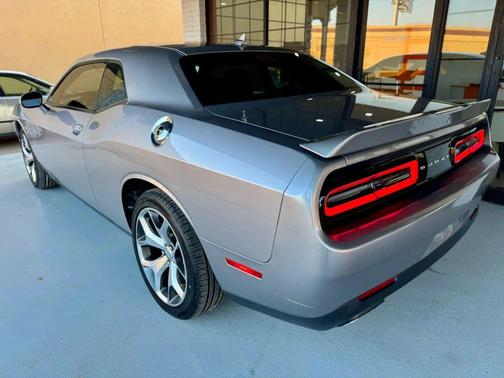 2015 Dodge Challenger SXT Plus