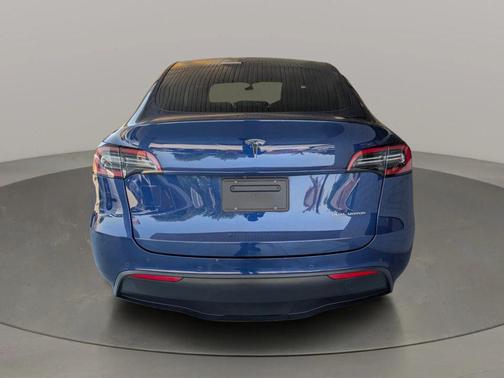 Deep Blue Metallic 2022 Tesla Model Y Long Range Dual Motor All-Wheel Drive