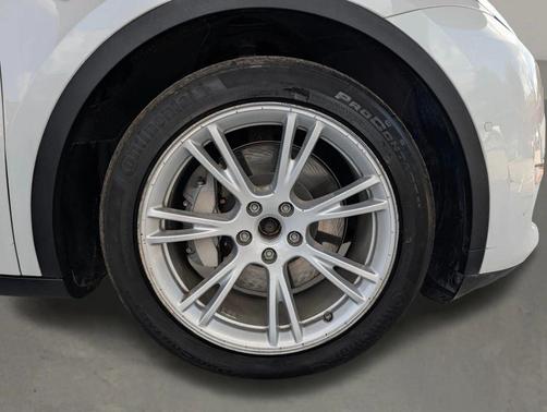 Pearl White Multi-Coat 2021 Tesla Model Y Long Range Dual Motor All-Wheel Drive