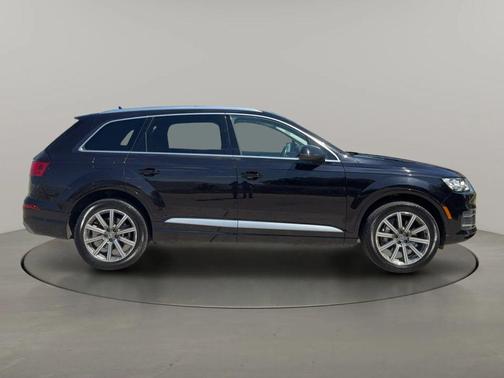 Black 2018 Audi Q7 2.0T Premium Plus