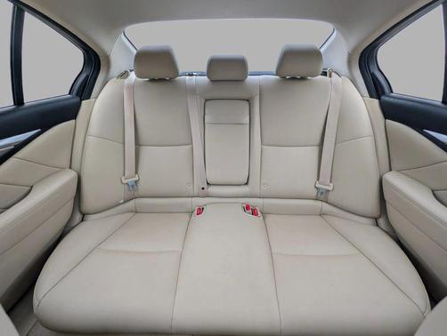 Majestic White 2016 INFINITI Q50 3.0T Premium