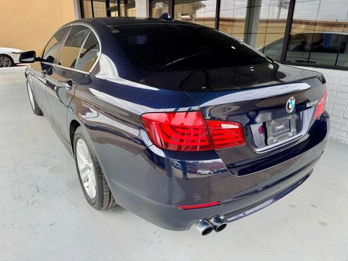 2012 BMW 528 528i Sedan 4D