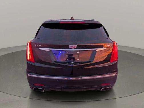 Stellar Black Metallic 2017 Cadillac XT5 Base
