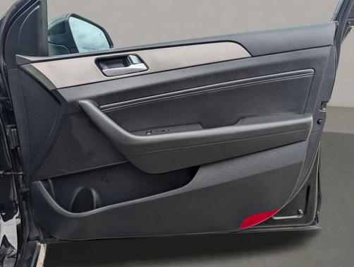 Phantom Black 2015 Hyundai SONATA Sport 2.0T