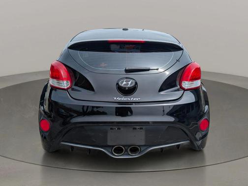 Ultra Black 2016 Hyundai Veloster Turbo