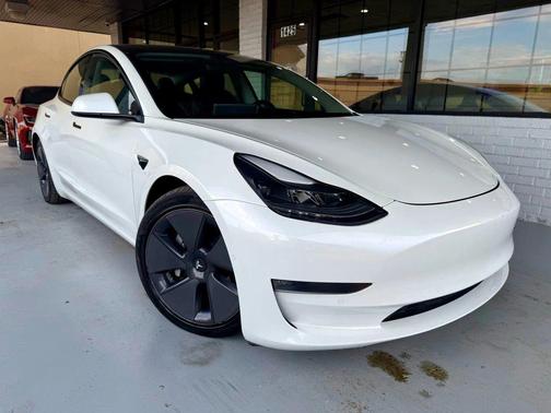 2021 Tesla Model 3 Standard Range Plus