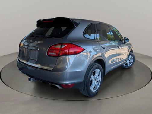 Black 2014 Porsche Cayenne Cayenne
