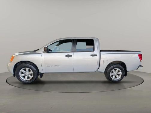 Brilliant Silver Metallic 2014 Nissan Titan S