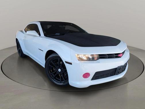 Summit White 2015 Chevrolet Camaro 2LS