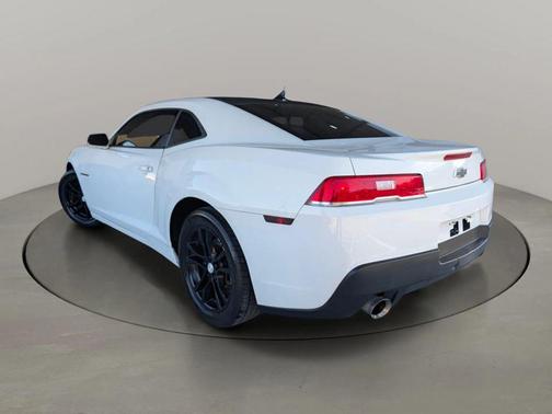 Summit White 2015 Chevrolet Camaro 2LS