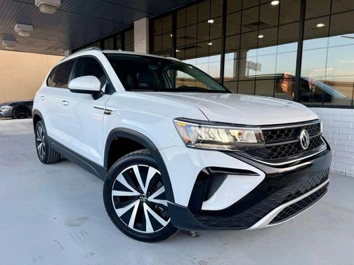 2024 Volkswagen Taos 1.5T SE