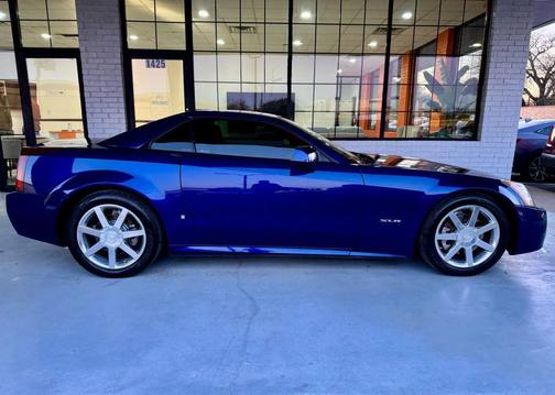 2006 Cadillac XLR Base