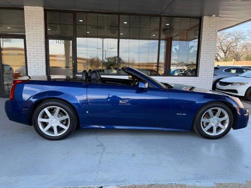 2006 Cadillac XLR Base