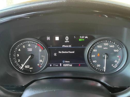 Crystal White Tricoat 2021 Cadillac XT5 Sport