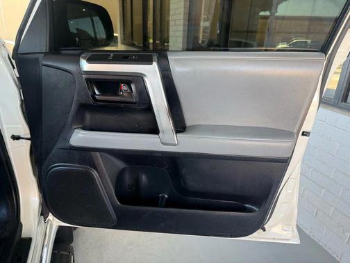 2011 Toyota 4Runner SR5