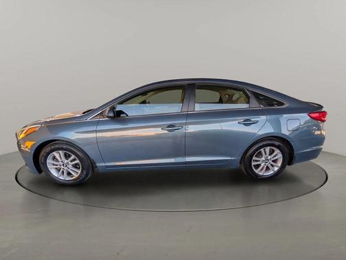 Nouveau Blue 2017 Hyundai SONATA SE