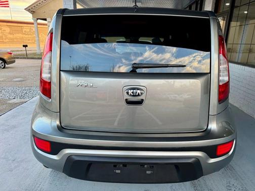 2013 Kia Soul Base