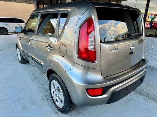 2013 Kia Soul Base
