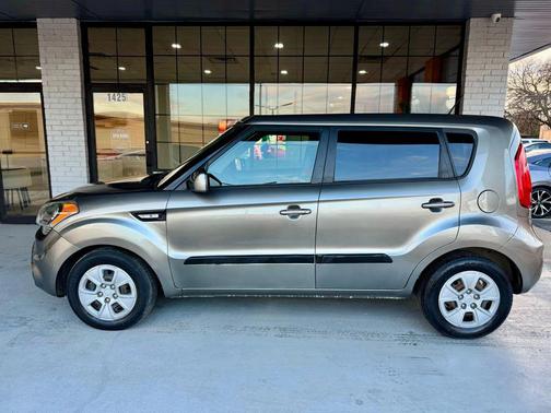 2013 Kia Soul Base