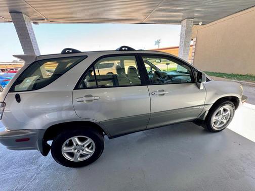 2001 Lexus RX 300 Base